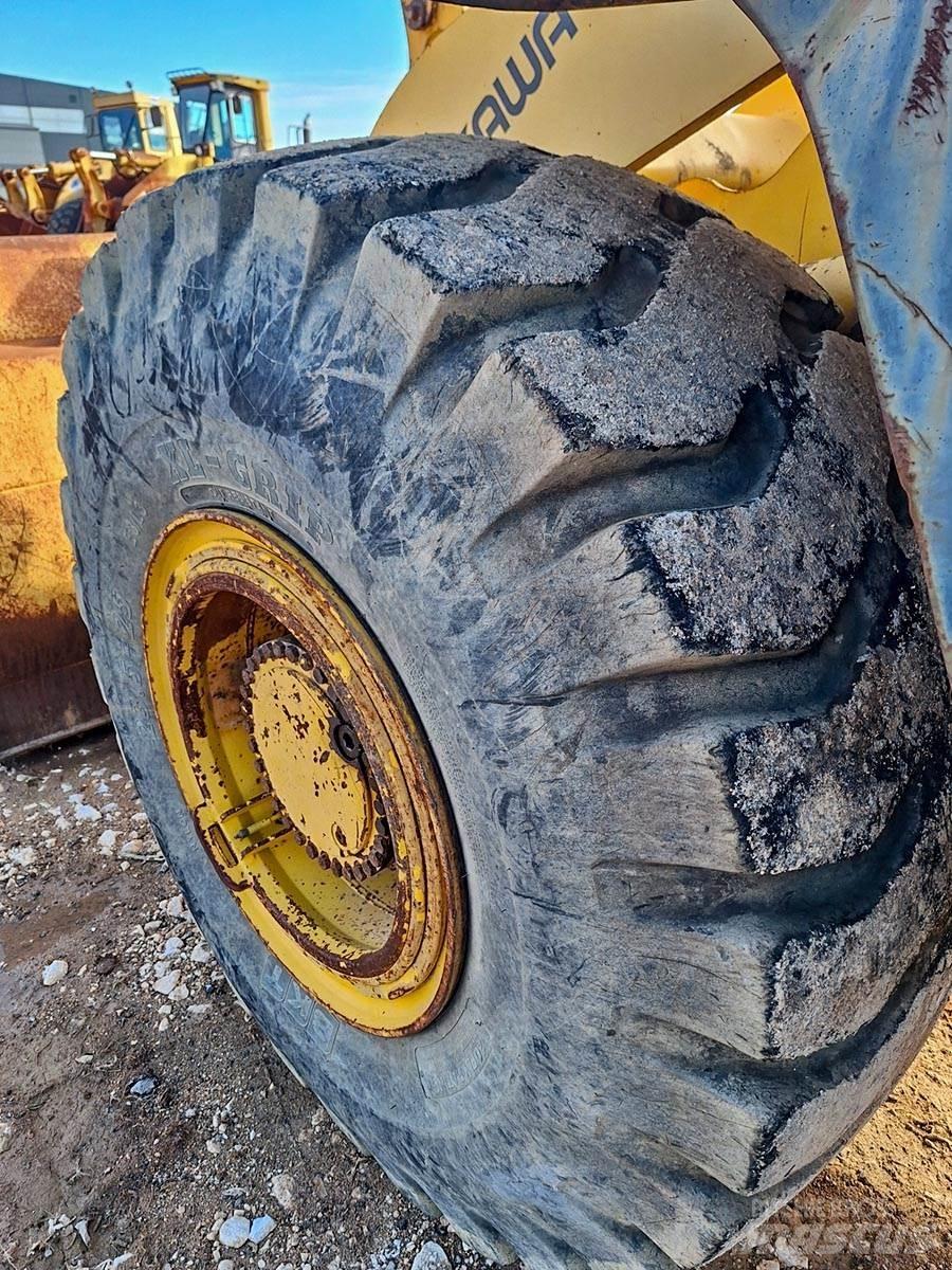  FURUKAVA 345 Wheel Loaders