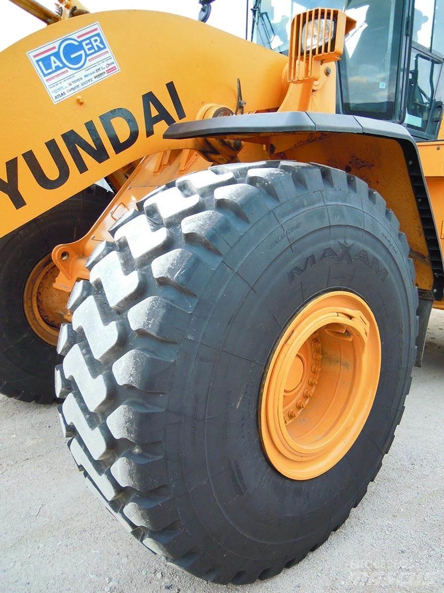 Hyundai HL980 Wheel Loaders