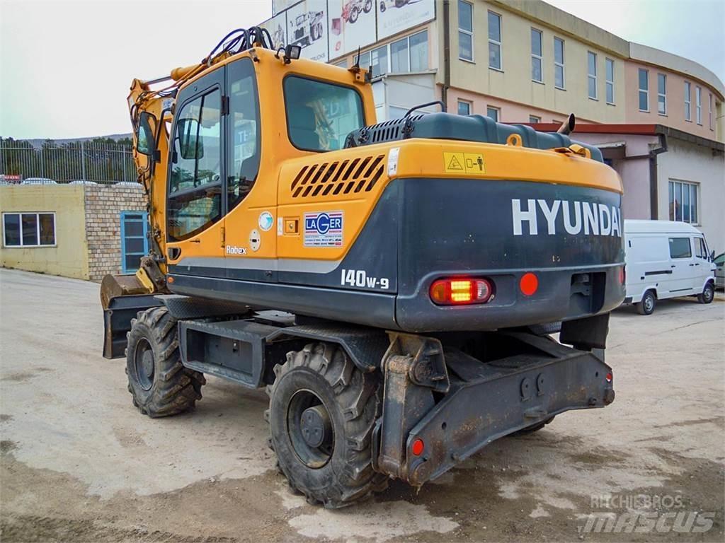 Hyundai R140W-9 Wheeled Excavators