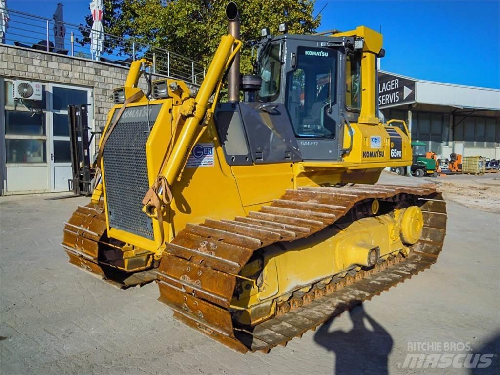 Komatsu D65PX-15EO Crawler dozers