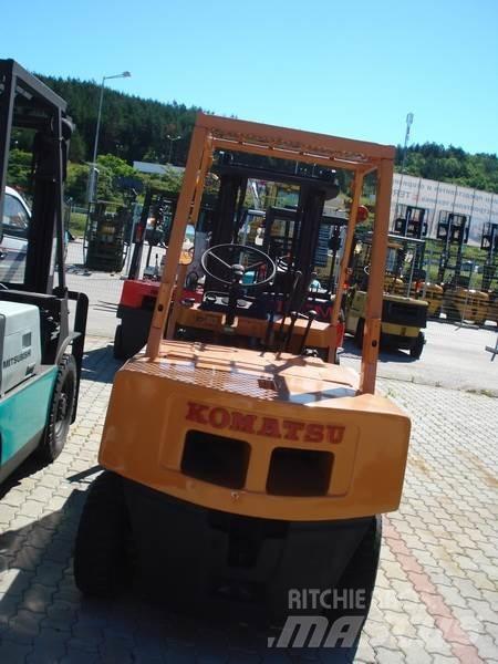 Komatsu FG25L-7 Misc Forklifts