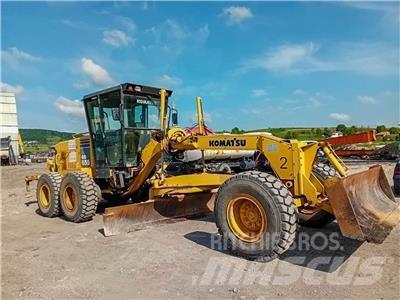 Komatsu GD655-3A Motor Graders