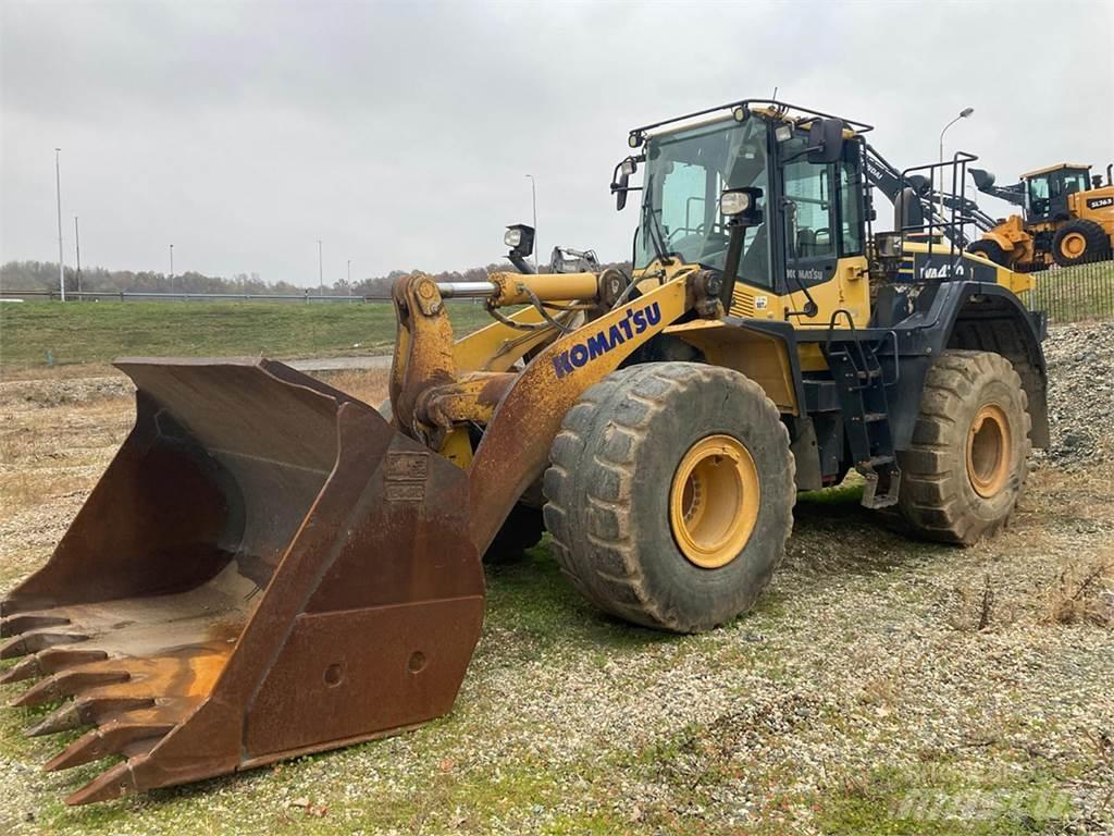 Komatsu WA 470-7 Wheel Loaders