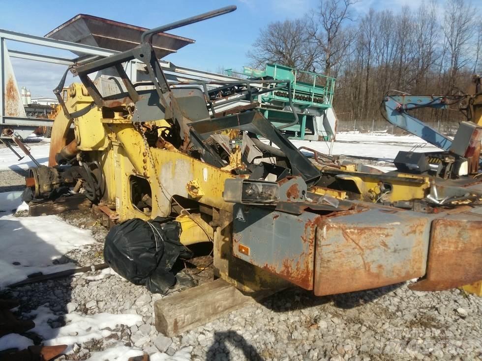 Komatsu WA470 Other