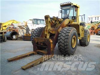 Komatsu WA500-1 Wheel Loaders
