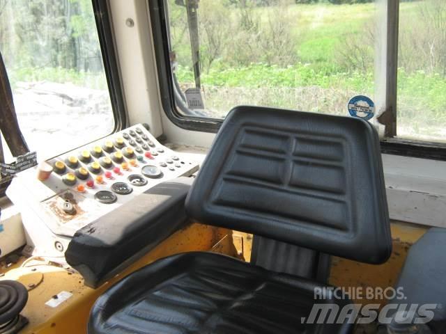 Liebherr PR 732 L Crawler dozers