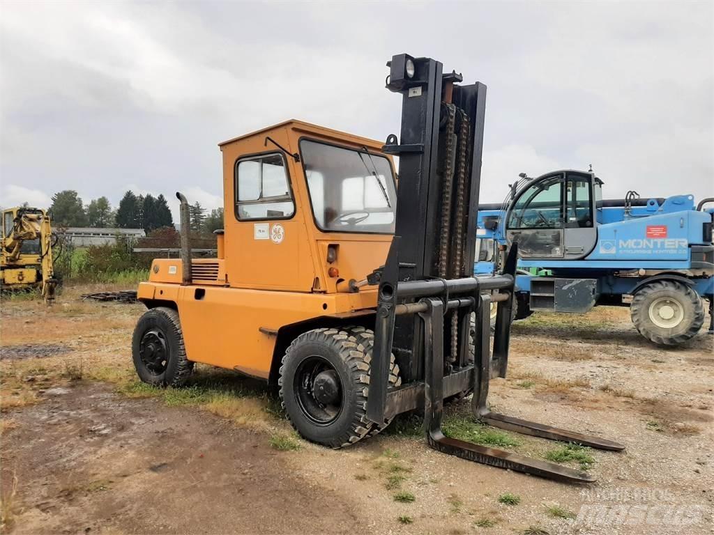 Litostroj V8 Diesel Forklifts