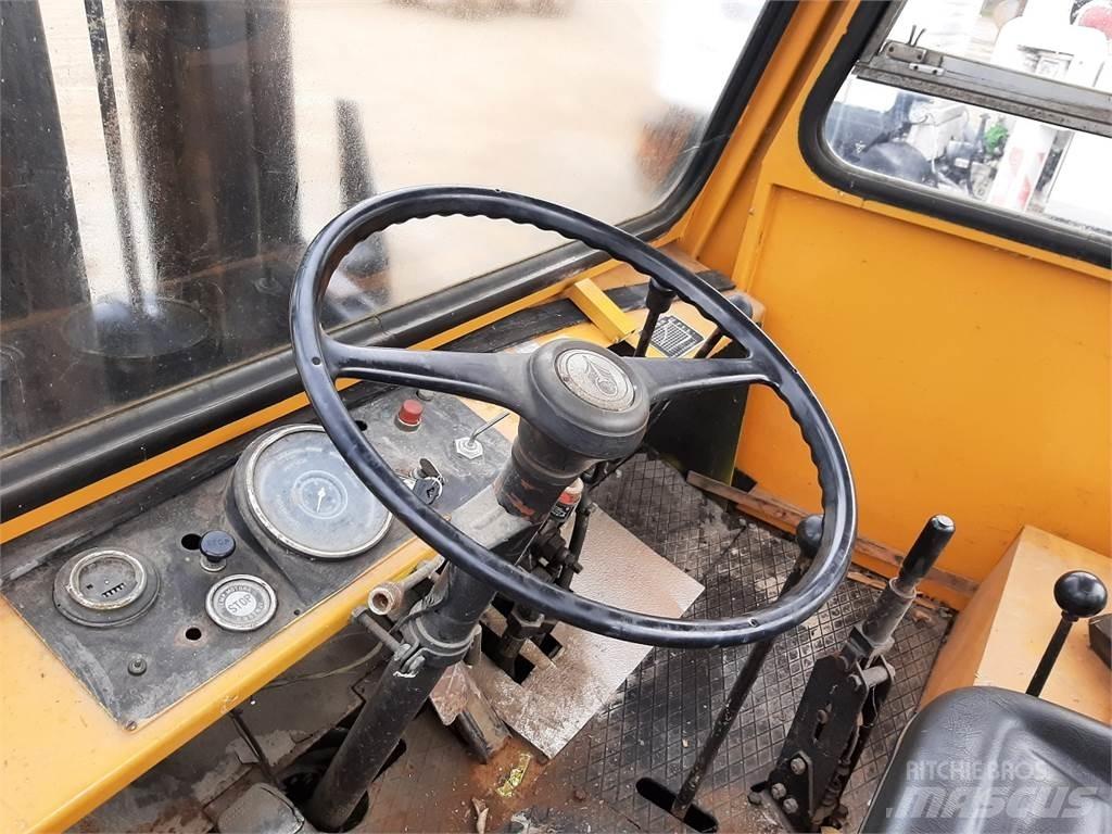 Litostroj V8 Diesel Forklifts