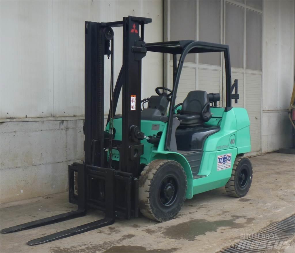 Mitsubishi FD40N Diesel Forklifts