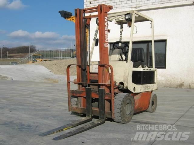 Nissan M01L15 Electric Forklifts