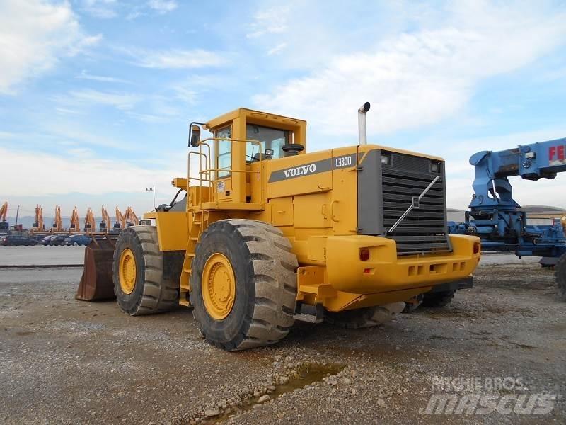 Volvo L330D Wheel Loaders