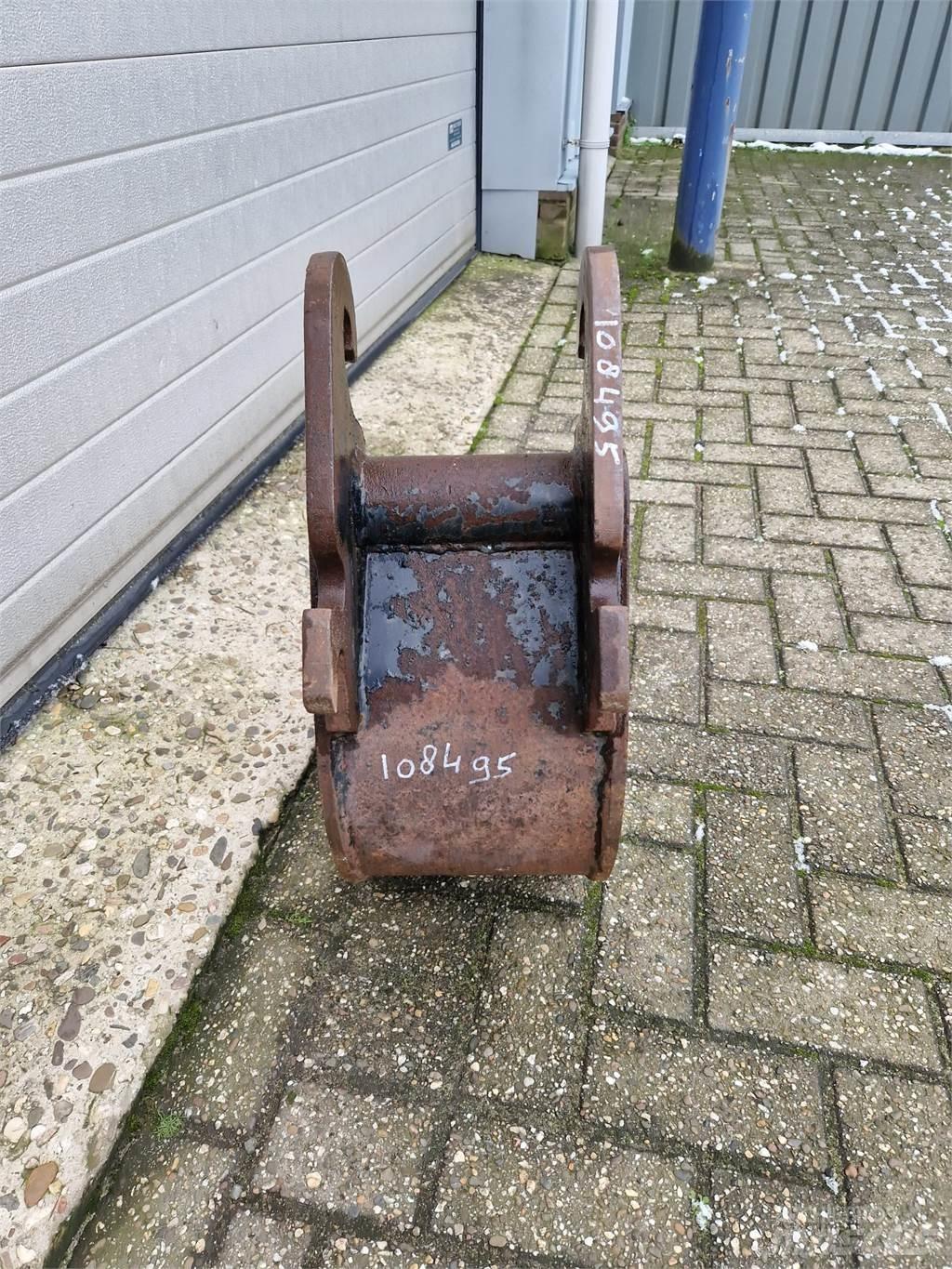  Banaanbak Farm Equipment - Others