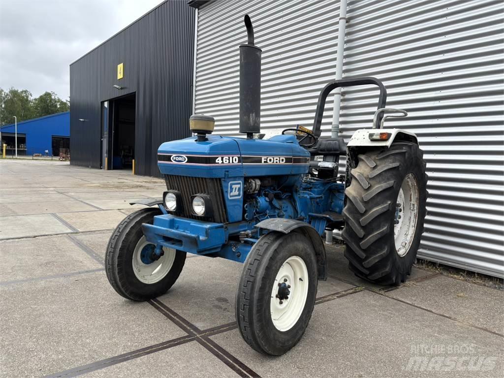 Ford 4610 Tractors