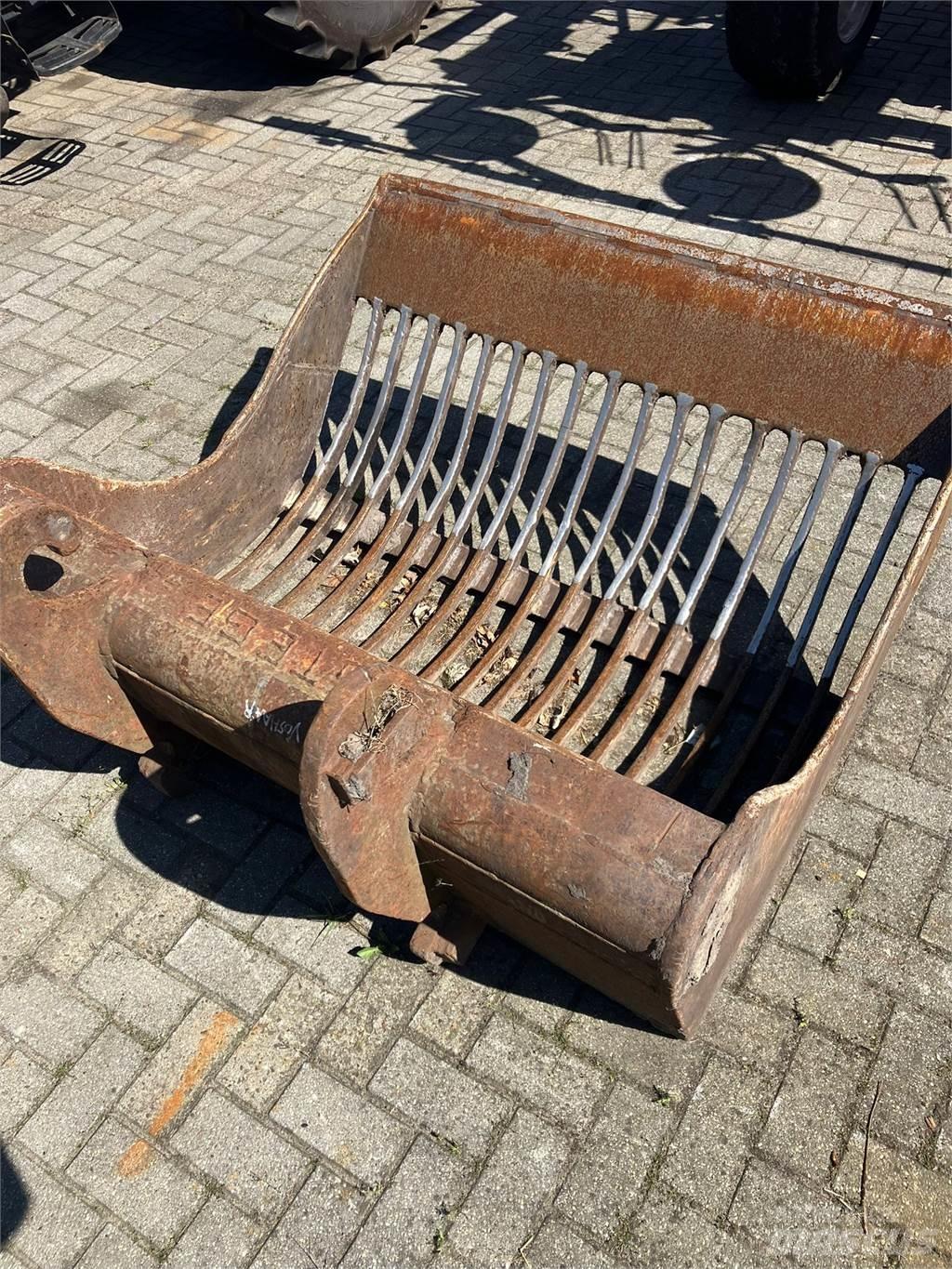  Puinbak Farm Equipment - Others