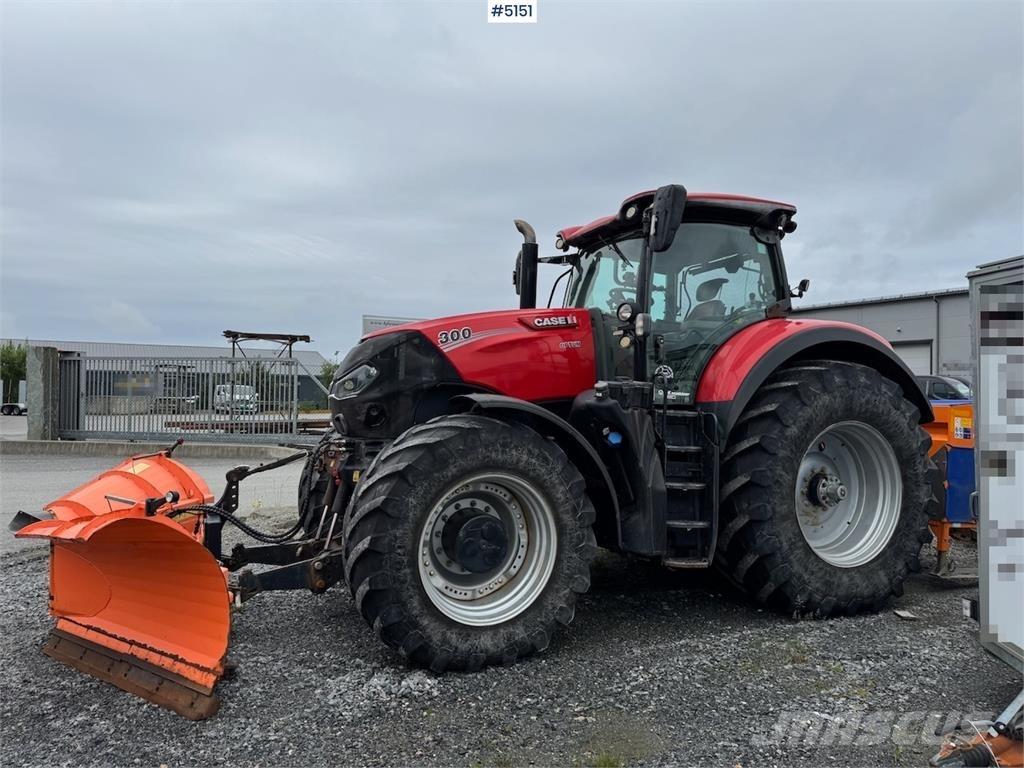 CASE CS110 Tractors