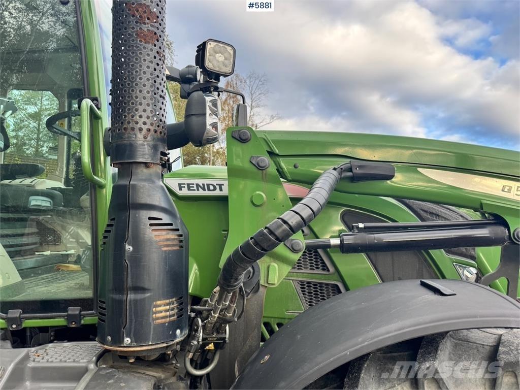 Fendt 516 Vario Tractors
