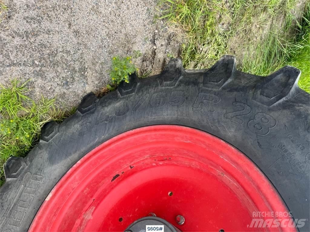 Fendt 716 Vario Tractors