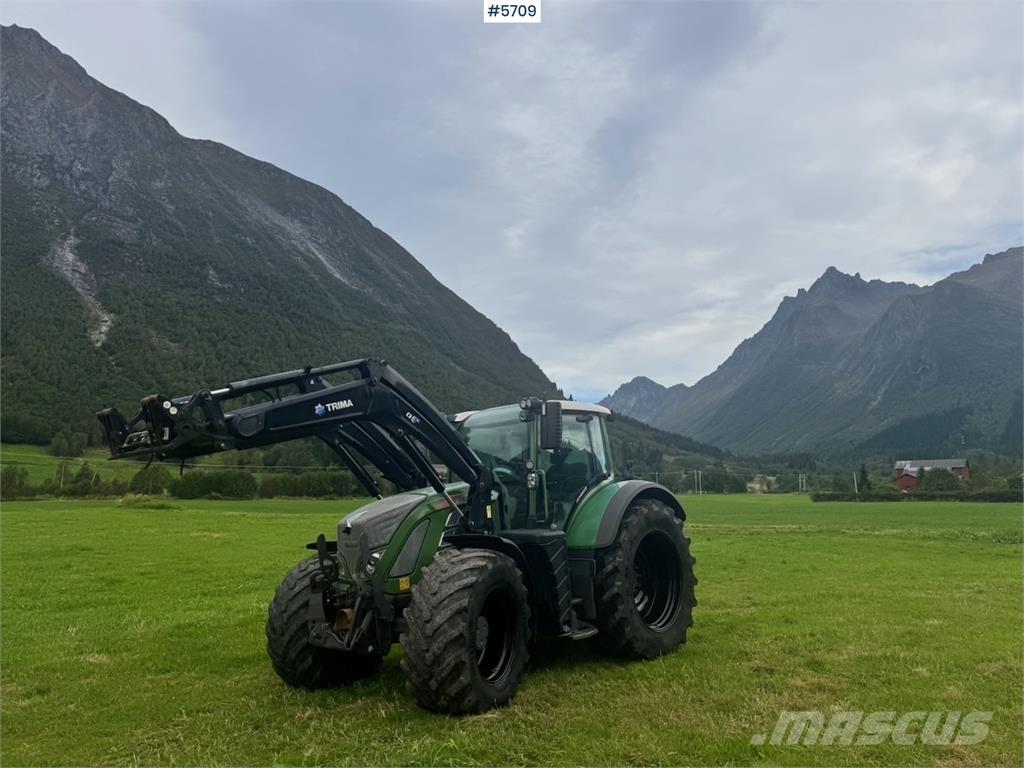 Fendt 724 Vario Tractors