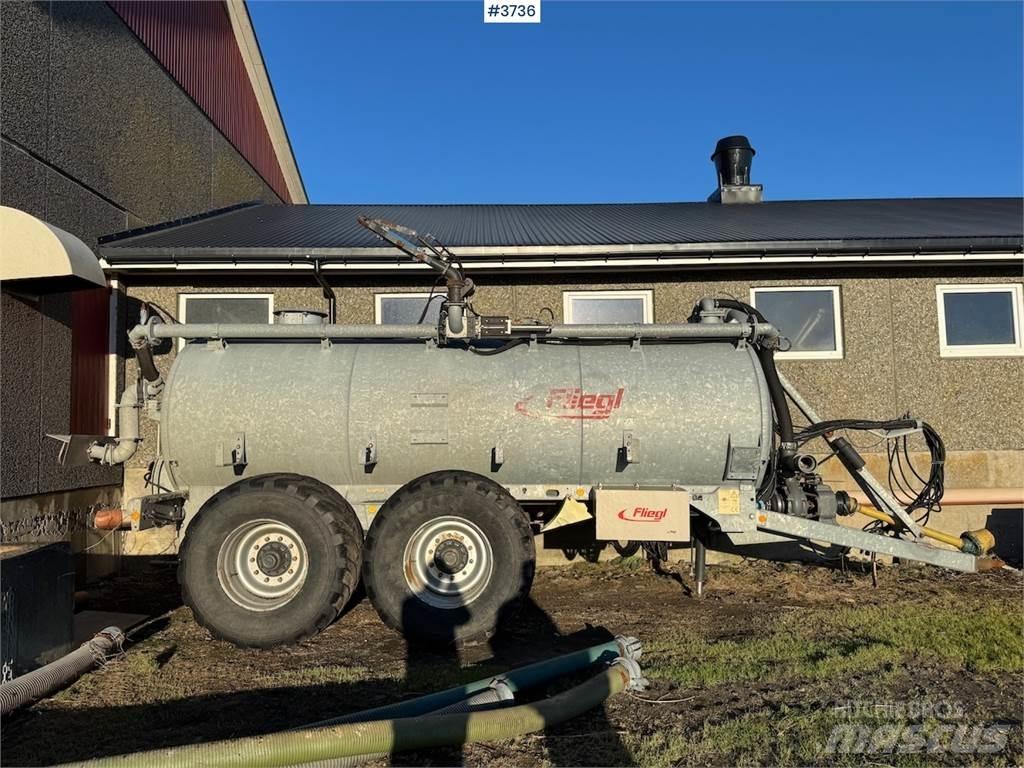 Fliegl VFW 10600 Farm Drills