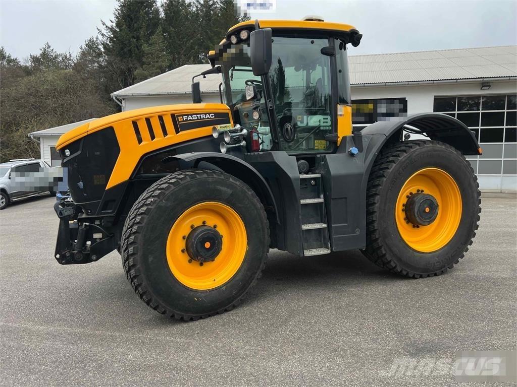 JCB Fastrac 8330 Tractors