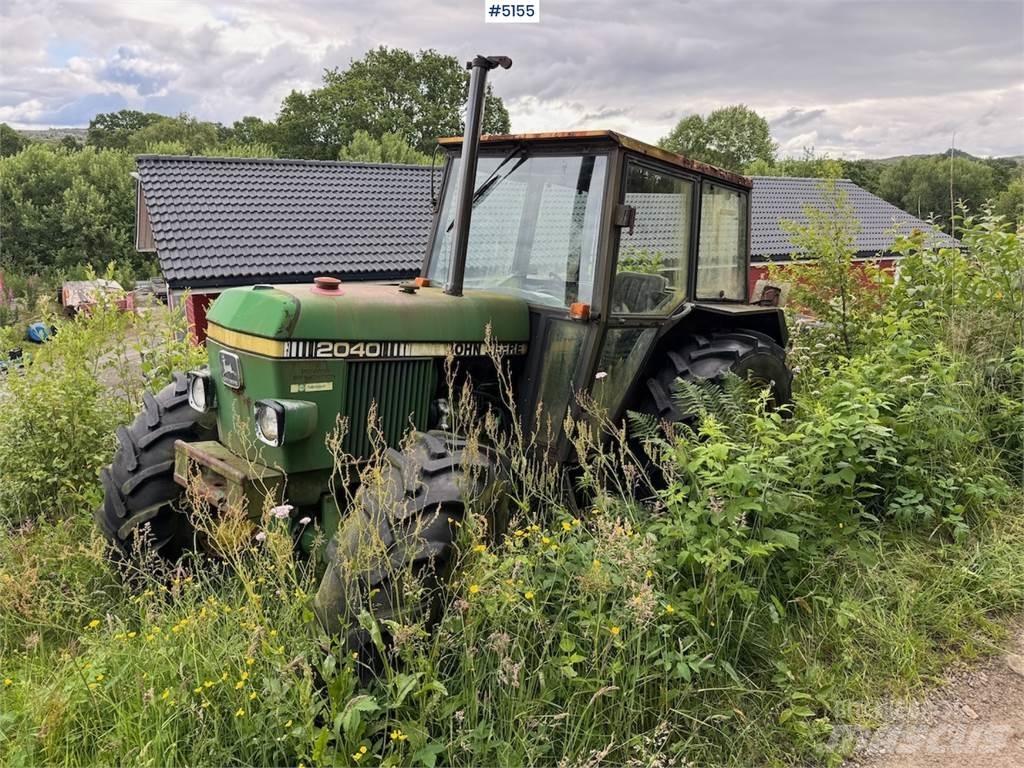 John Deere 2040 Tractors