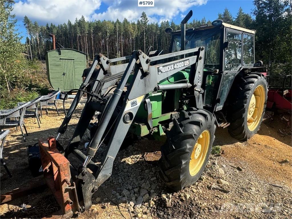 John Deere 2040 Tractors