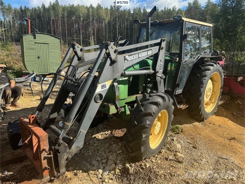 John Deere 2040 Tractors