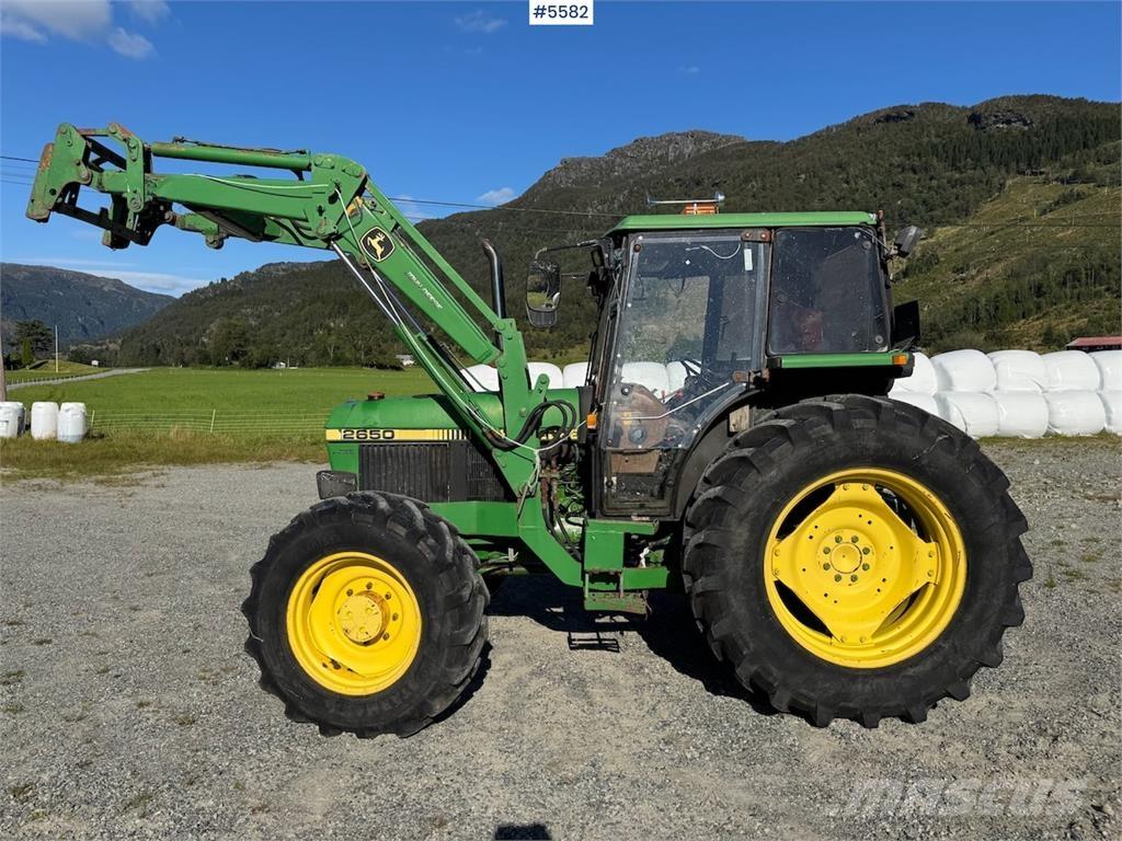 John Deere 2650 Tractors
