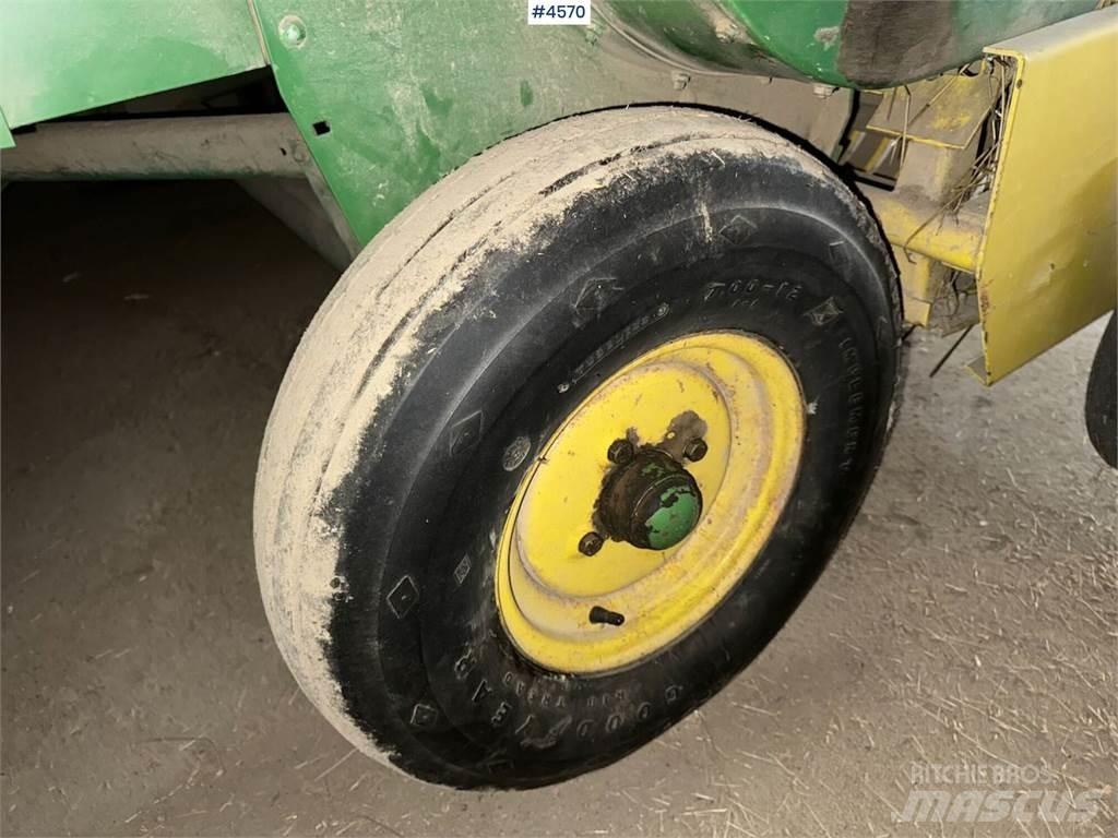 John Deere 332 A Other harvesting equipment