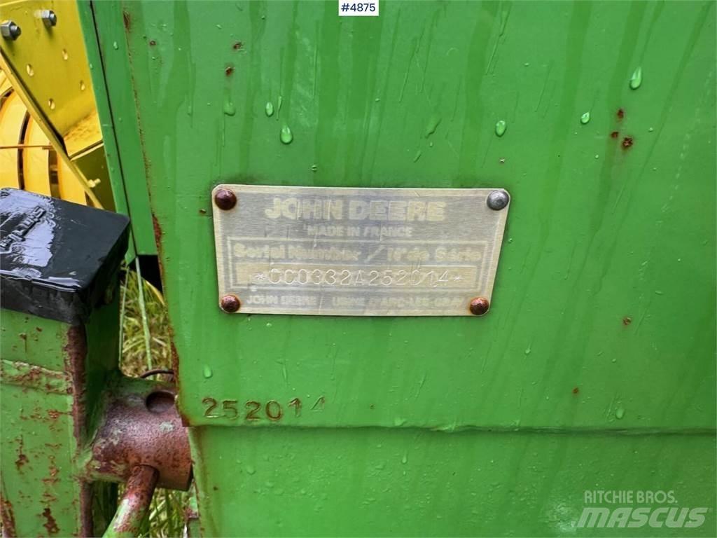 John Deere 332 A Other harvesting equipment
