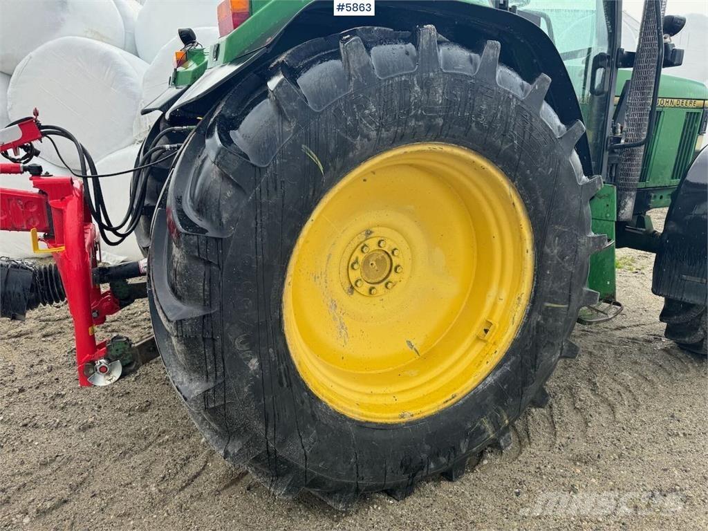 John Deere 6400 Tractors