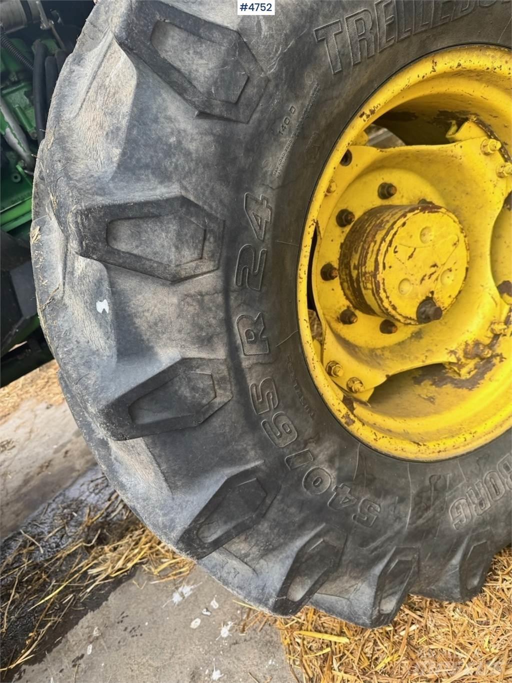 John Deere 6506 Tractors