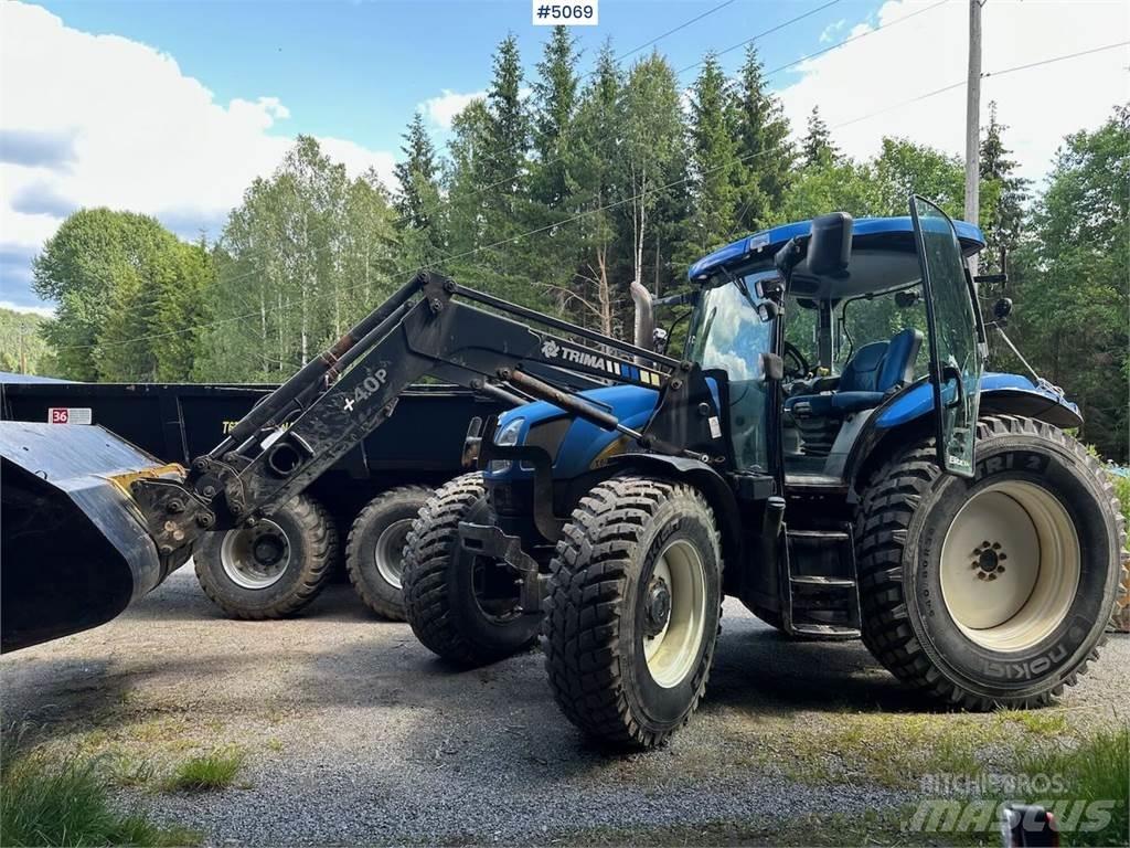 New Holland T6040 Tractors