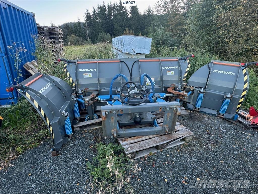 Snowek U420 Snow Blades And Plows