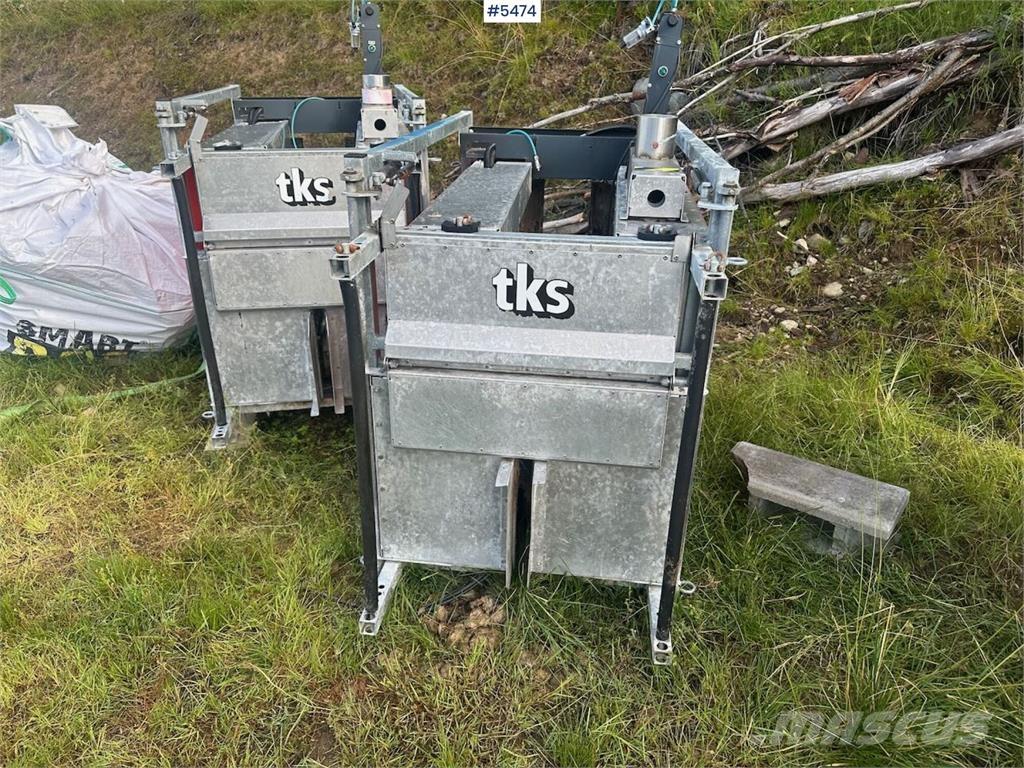 TKS FeedStation Mixer feeders