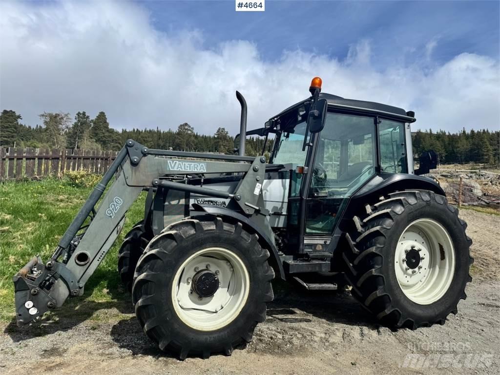 Valtra A85-4 Tractors
