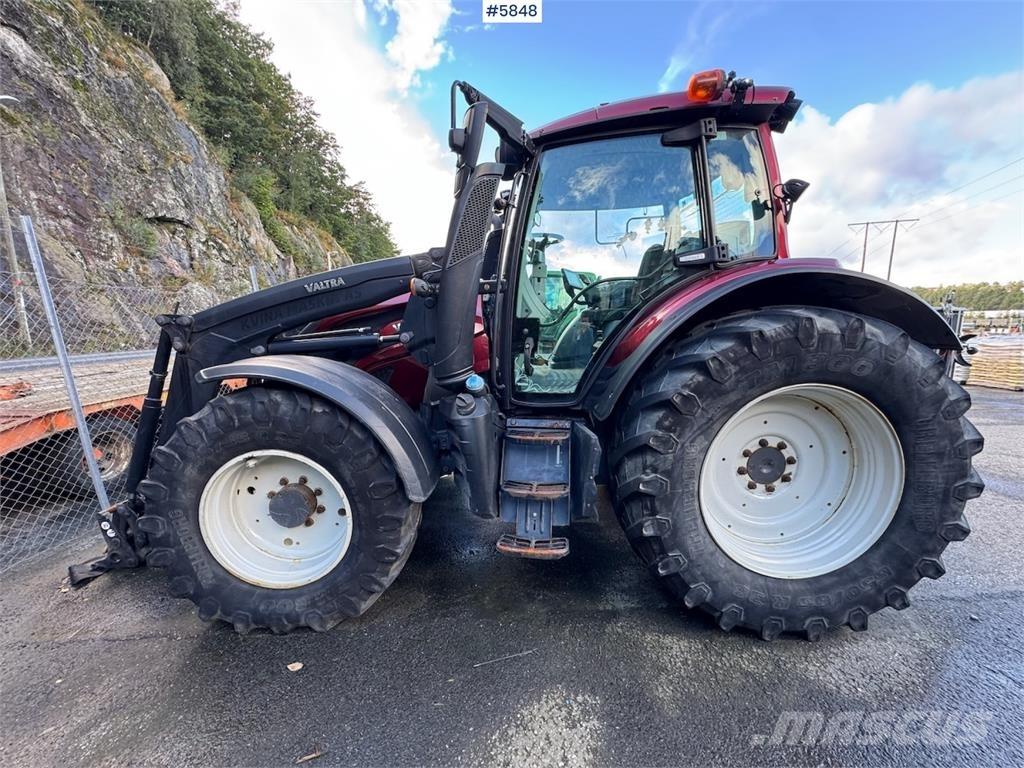 Valtra N174 Tractors