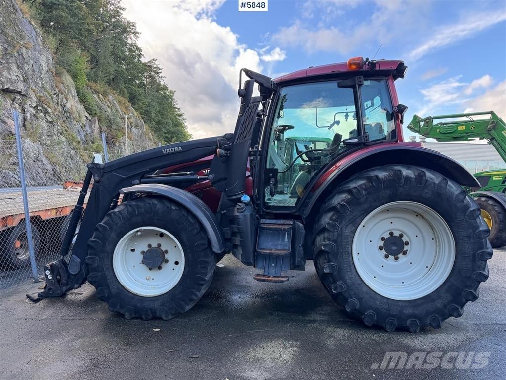 Valtra N174 Tractors