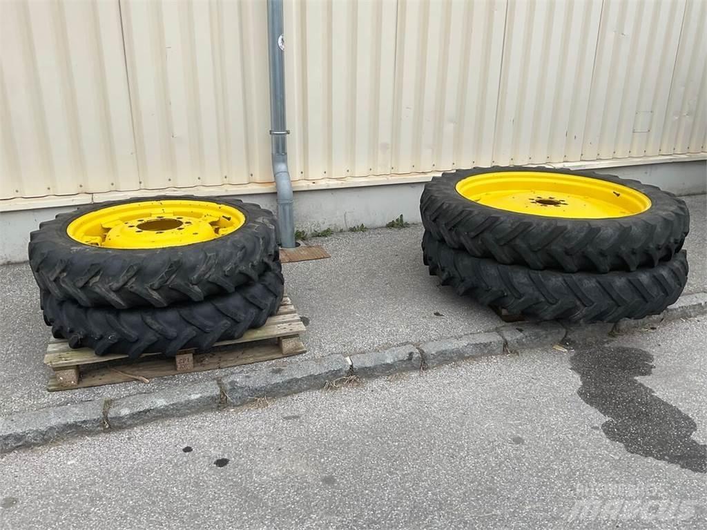 230/95R32 - 270/95R44 Tyres, wheels and rims