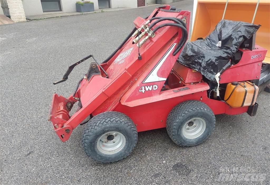 Avant 320 Front Loaders