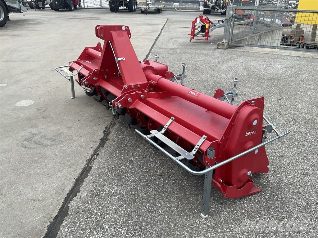  B123 - 300 Other Sowing Machines And Accessories