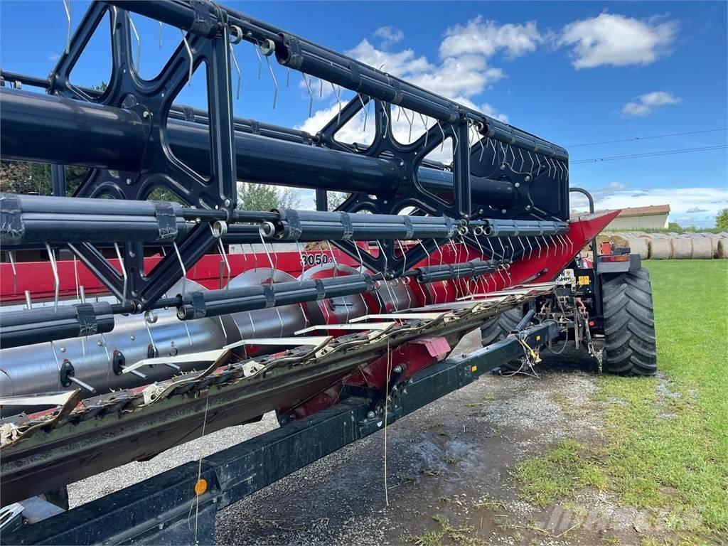 Case IH 3050 22 Combine Attachments
