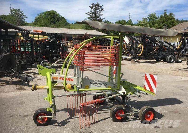 CLAAS Liner 420 Swathers/ Windrowers