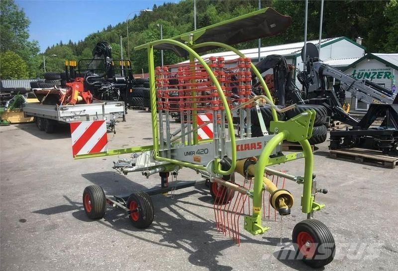 CLAAS Liner 420 Swathers/ Windrowers