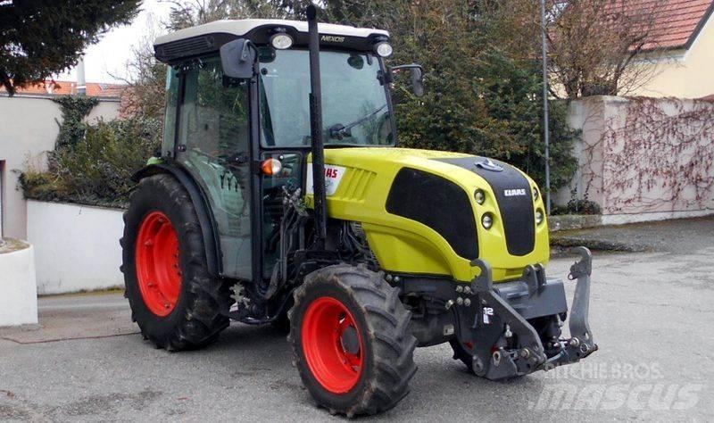CLAAS Nexos 230 VL Tractors