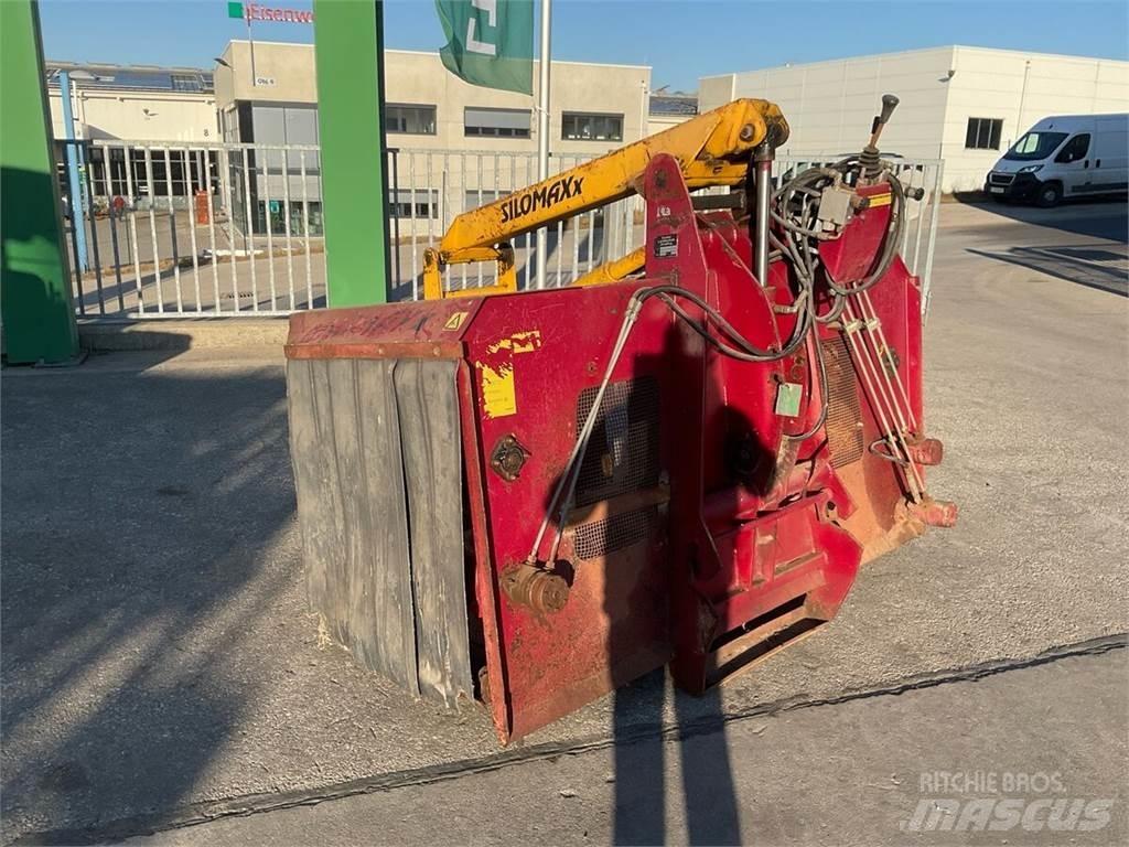 D220H Farm Equipment - Others