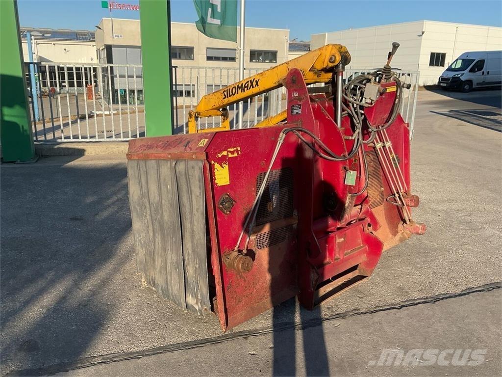  D220H Farm Equipment - Others