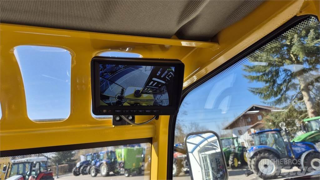 Eurotrac W12 s Front Loaders