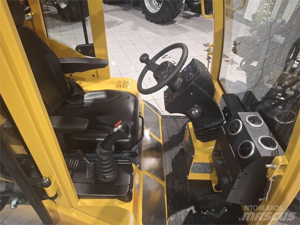 Eurotrac W12S Front Loaders