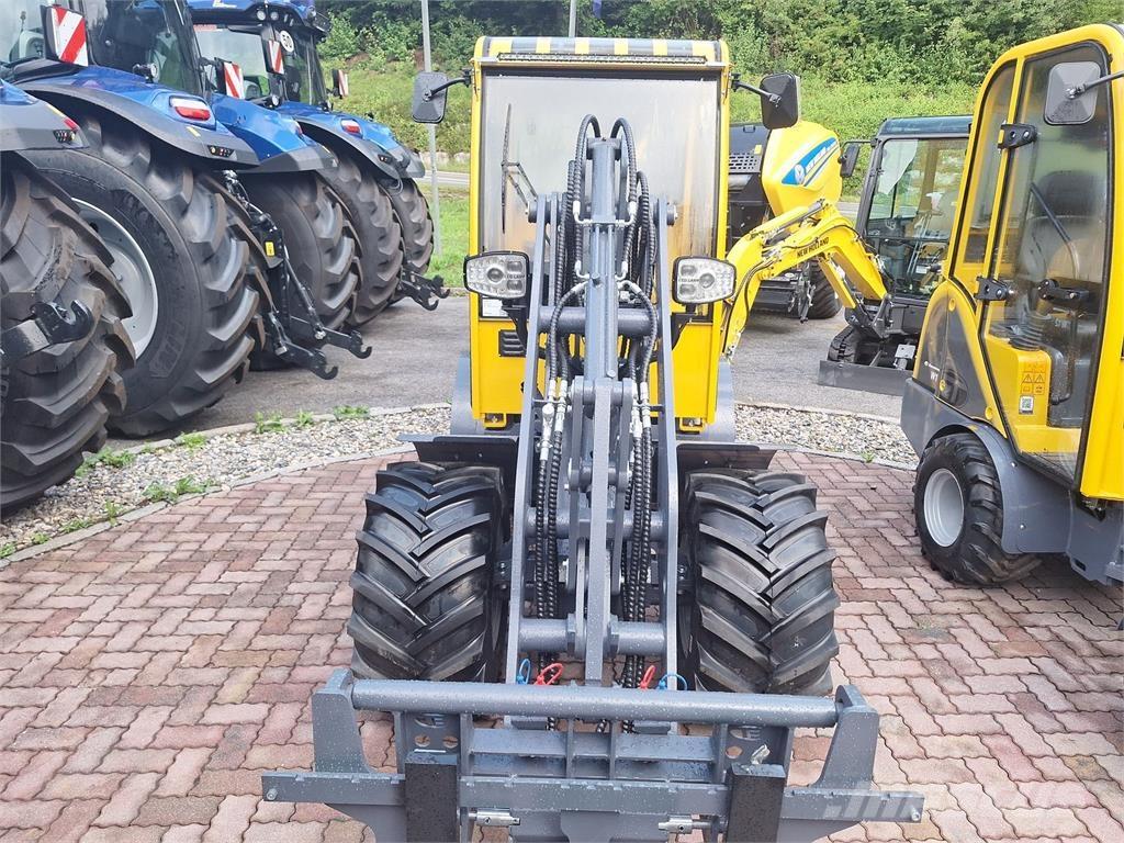 Eurotrac W12S Front Loaders